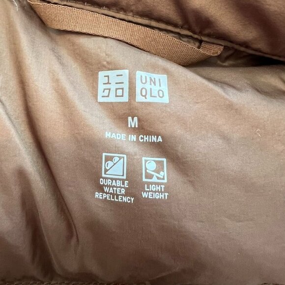UNIQLO Down Lightweight Brown Puffer Jacket Size Medium - Picture 4 of 4